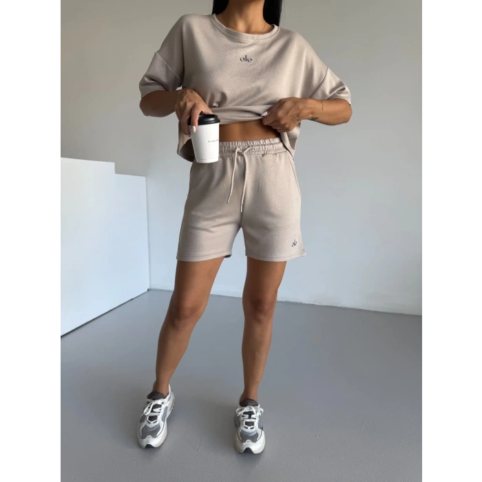 Krem Alo Yoga Modal Crop Şortlu Takım