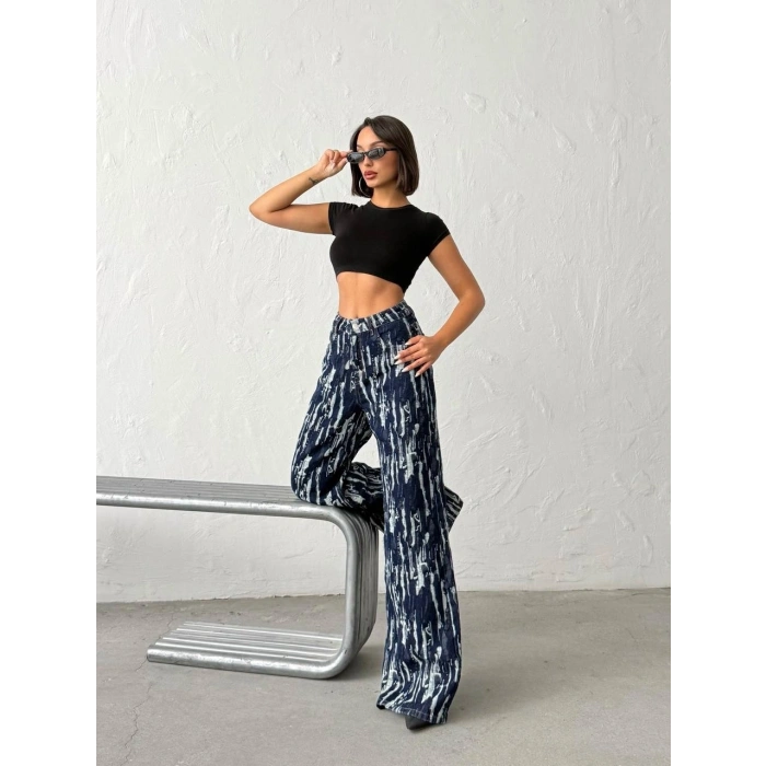 Mavi Yıkamalı Desenli Wide Leg Jean Pantolon
