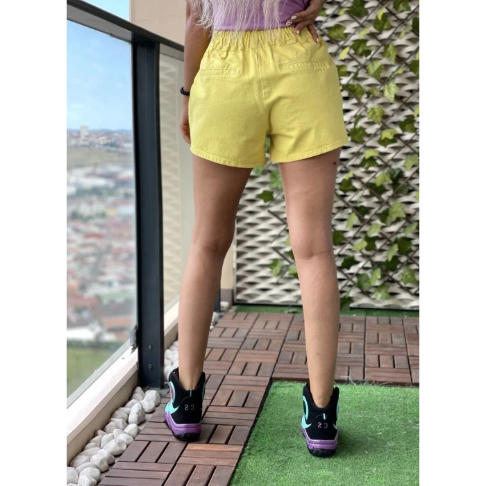 Sarı Bağcıklı Kot Şort