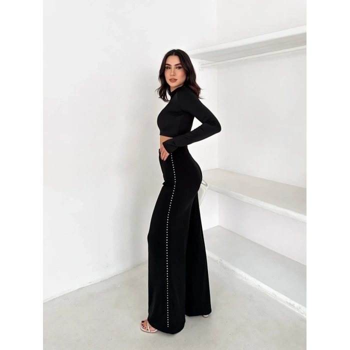 Siyah Yandan Taşlı Bol Paça Pantolon