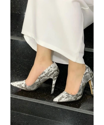 6540 Desenli Deri Stiletto Gri