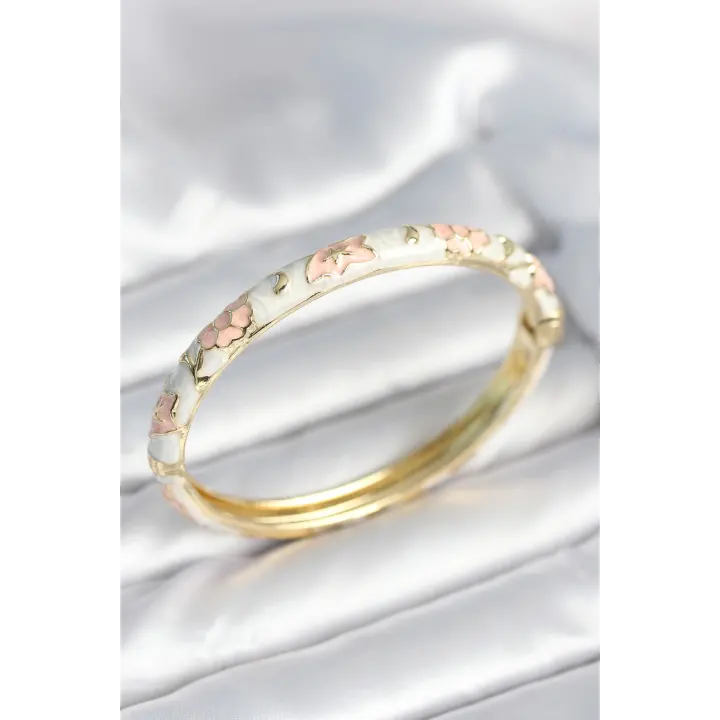 Beyaz Pembe Renk Detaylı Mineli Kelepçe