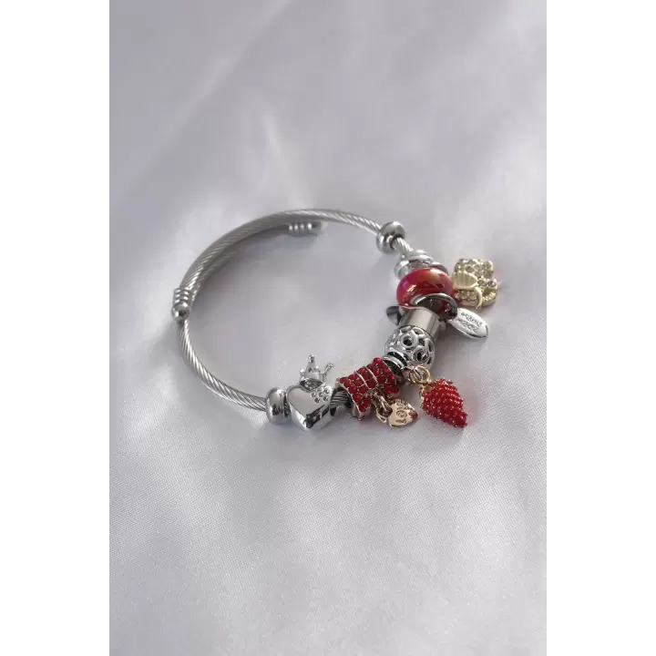 Çelik Charm Model Çilek Figür Kalp Detay Zirkon Taşlı Kadın Bileklik
