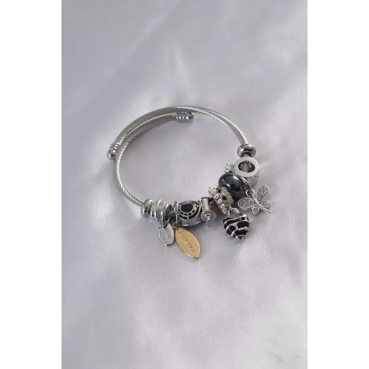Çelik Charm Model Siyah Kalp Figür Kelebek Detay Zirkon Taşlı Kadın Bileklik