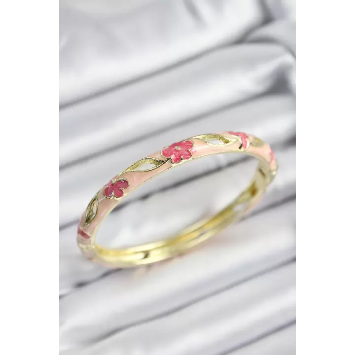 Mineli Pirinç Pembe Çiçek Motifli Gold Renk Kadın Kelepçe