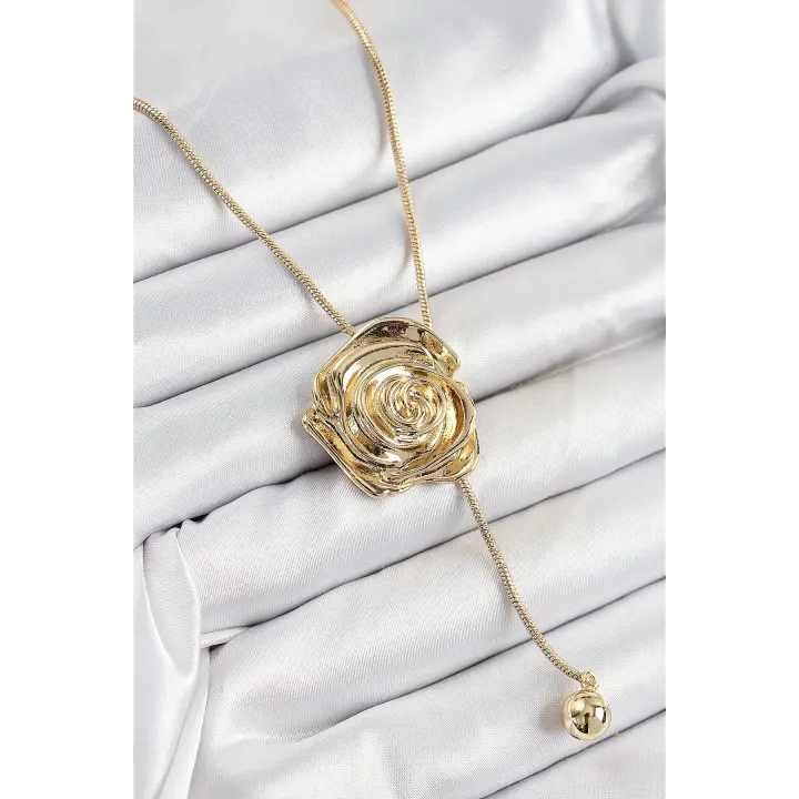 Pirinç Asansörlü Gül Model Gold Renk Kadın Kolye