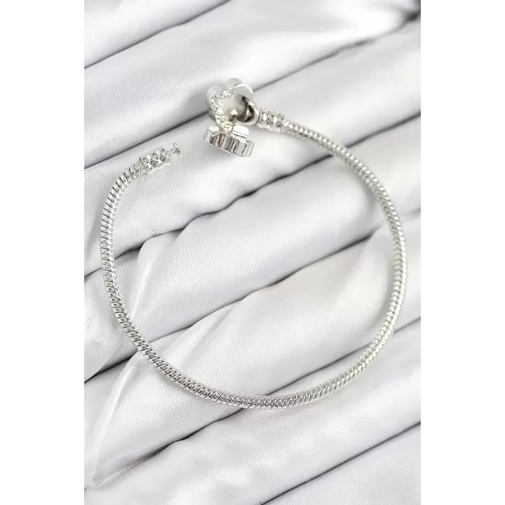 Pirinç Charm Zirkon Taşlı Yonca Model Gümüş Renk Kadın Bileklik