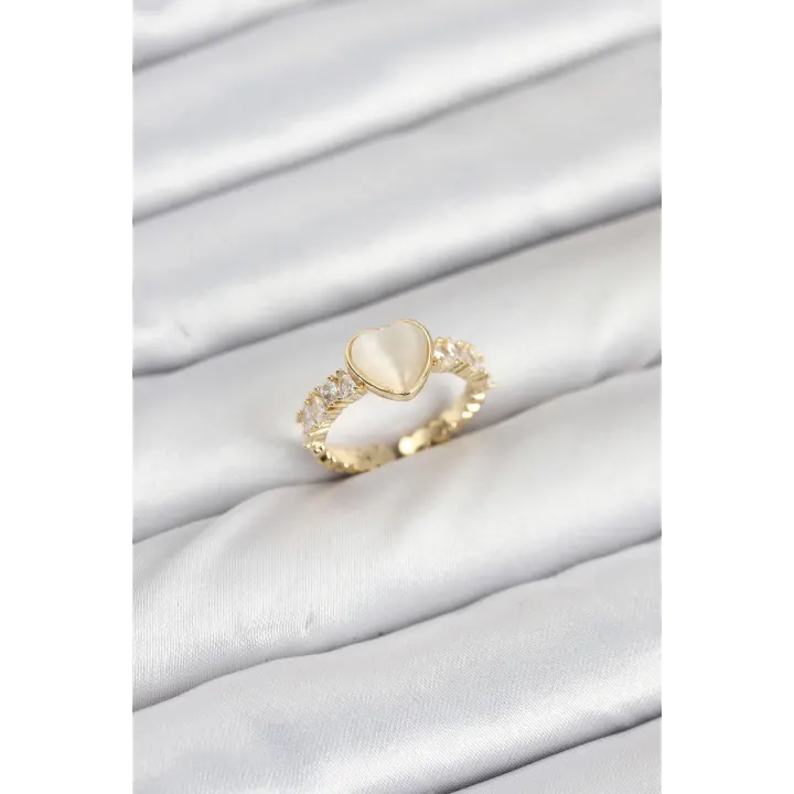 Pirinç Gold Renk Zirkon Taşlı Kalpli Kadın Yüzük