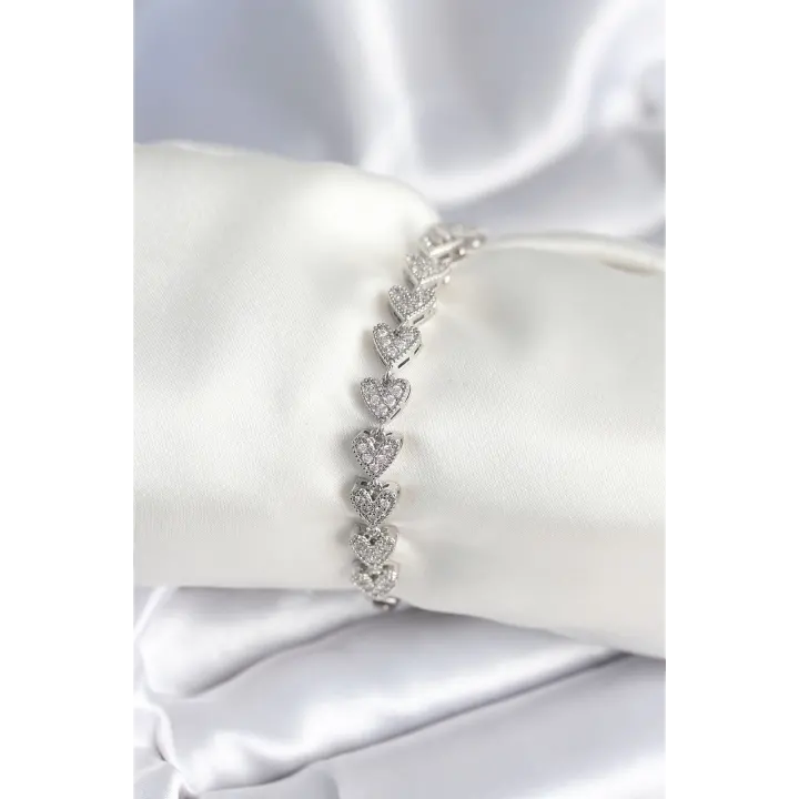 Pirinç Gümüş Renk Kalp Model Kadın Bileklik