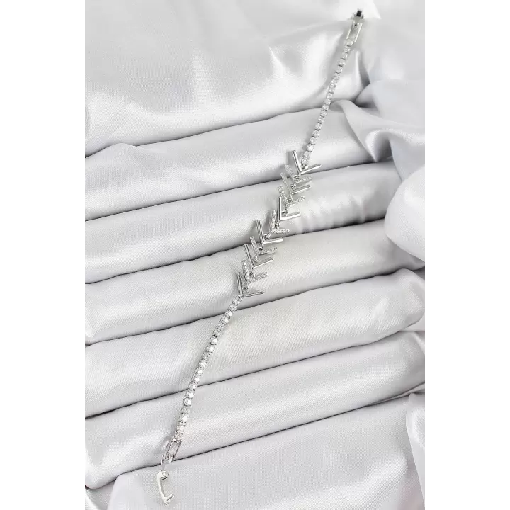 Pirinç Gümüş Renk Zirkon Taşlı Balık Sırtı Kadın Bileklik