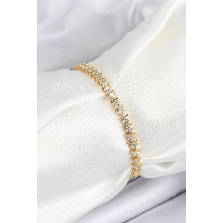 Pirinç Sıralı Çit Model Zirkon Taşlı Gold Renk VİP Seri Kadın Bileklik