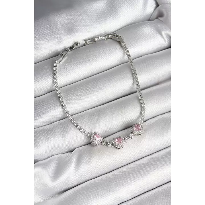 Pirinç Sıralı Pembe Kalp Figürlü Zirkon Taşlı Gümüş Renk Kadın Bileklik