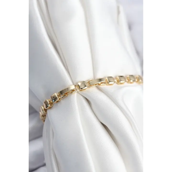 Pirinç VIP Seri Zirkon Taşlı Gold Renk Kadın Bileklik