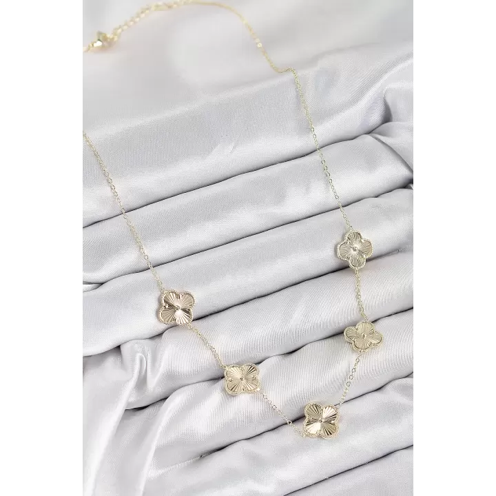 Pirinç VIP Yonca Model Gold Renk Kadın Kolye