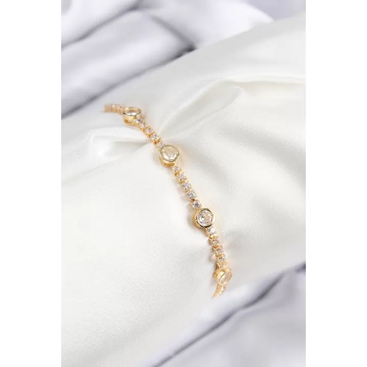 Pirinç Zirkon Taşlı Daire Model Gold Renk Asansörlü Kadın Bileklik