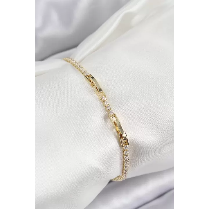 Pirinç Zirkon Taşlı İnce Su Yolu Model Gold Renk Kadın Bileklik