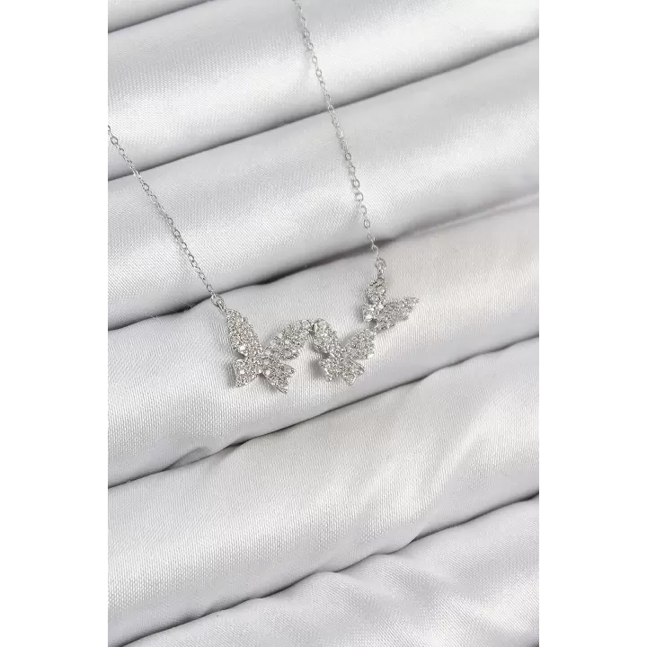 Pirinç Zirkon Taşlı Kelebek Model Gümüş Renk Kadın Kolye