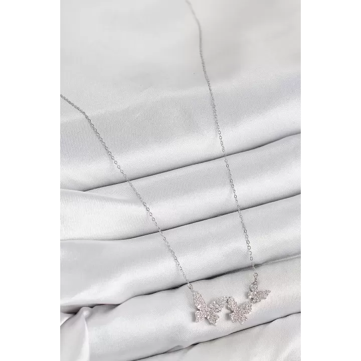 Pirinç Zirkon Taşlı Kelebek Model Gümüş Renk Kadın Kolye