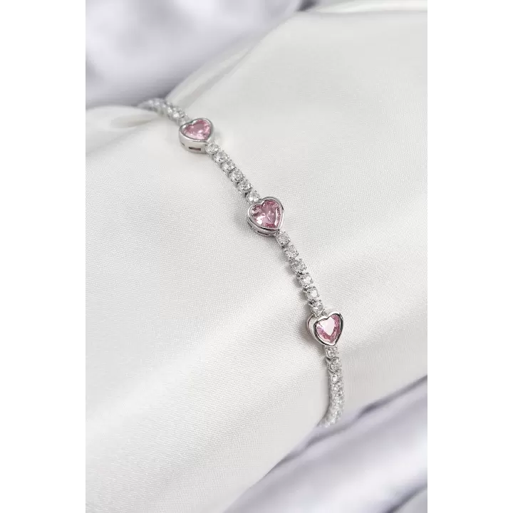 Pirinç Zirkon Taşlı Pembe Kalp Model Gümüş Renk Kadın Bileklik