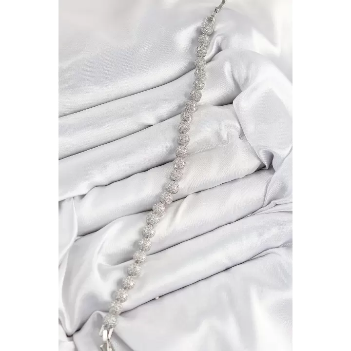 Pirinç Zirkon Taşlı Yarım Topcuk Model Gümüş Renk VIP Seri Kadın Bileklik
