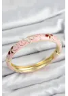 Mineli Pirinç Pembe Çiçek Motifli Gold Kadın Kelepçe