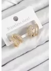 Pirinç Zirkon Taşlı Kıvrımlı Model Gold Renk Kadın Küpe