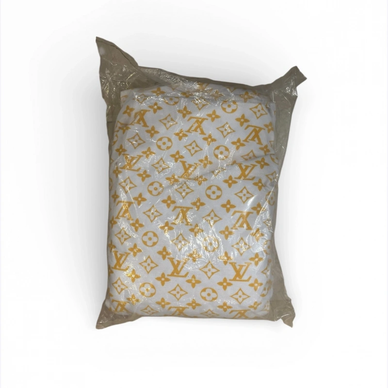 LV Desenli Koltuk Kılıfı (Altın)