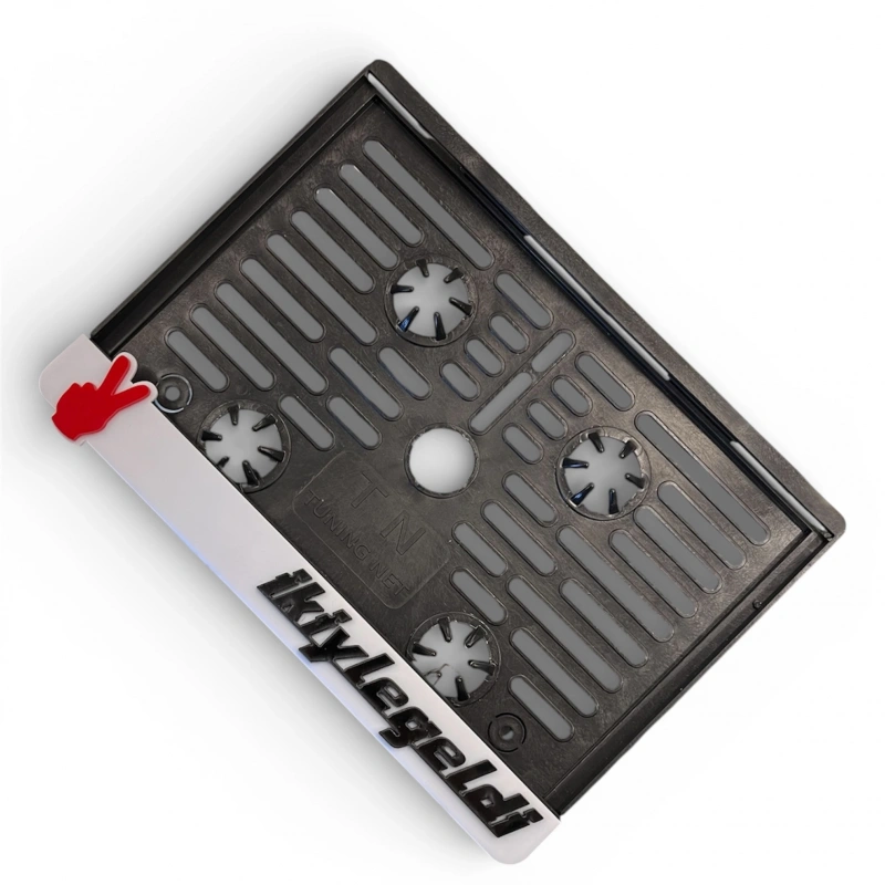 Motosiklet Plakalık İkiyle Geldi