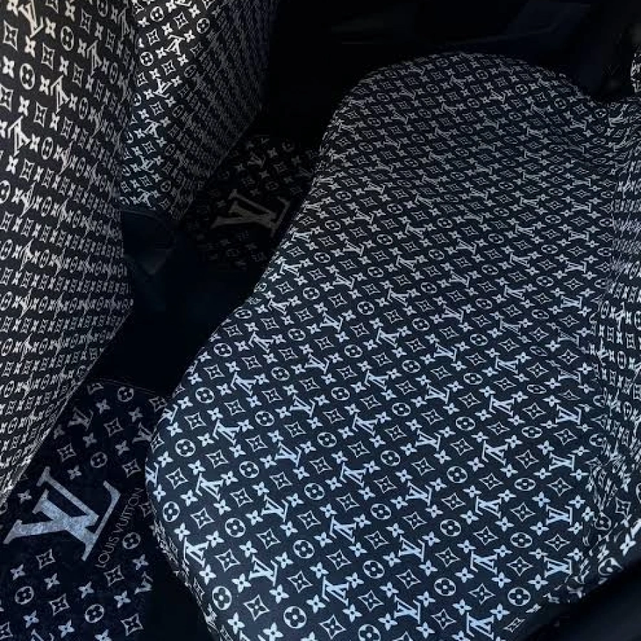 LV Desenli Koltuk Kılıfı (Altın)