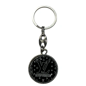 Lv Siyah Metal Anahtarlık