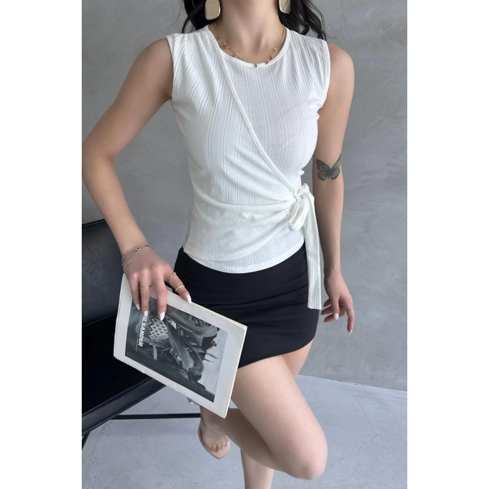 Askılı Önü Kruvaze Bağlamalı Bluz