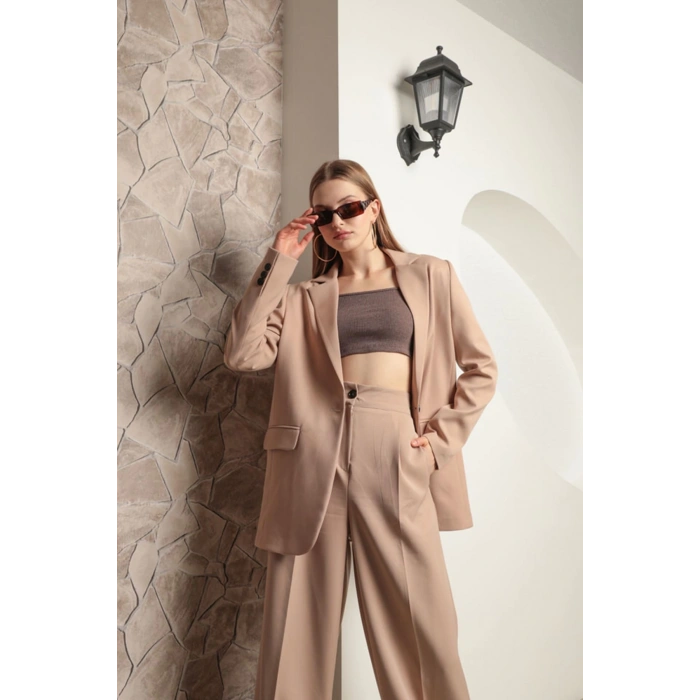 Atlas Kumaş Kadın Oversize Ceket-Bej