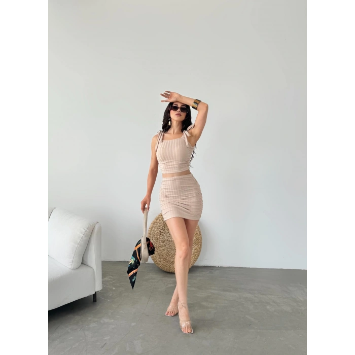 Bağcık Detaylı Crop Bluz Ve Etek İkili Takım