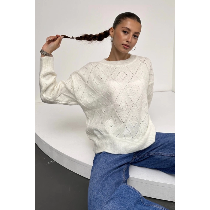 Bisiklet Yaka Baklava Desenli Triko Kazak