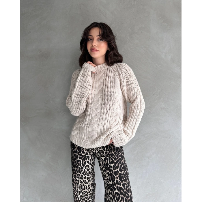 Bisiklet Yaka Örgü Desenli Triko Kazak