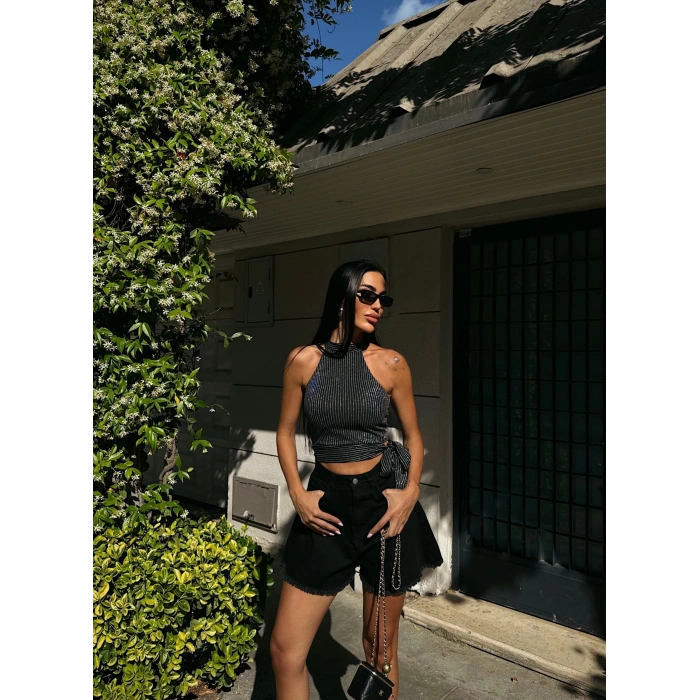 Çizgili Beli Kuşak Detaylı Halter Bluz