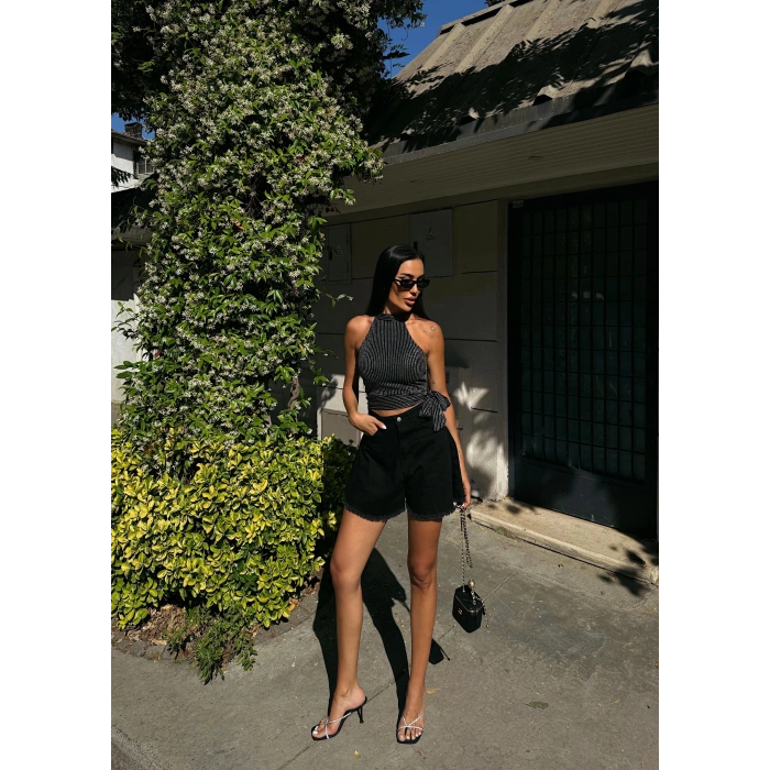 Çizgili Beli Kuşak Detaylı Halter Bluz