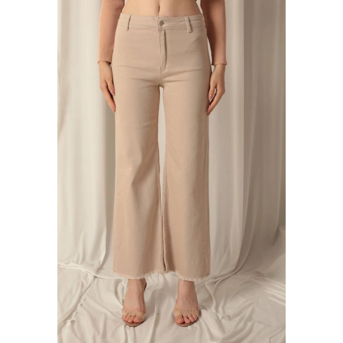 Denim Kumaş Paçası Püsküllü Salaş Kadın Bej Pantolon