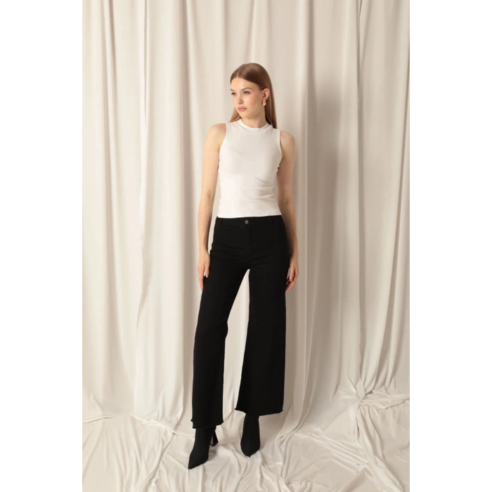 Denim Kumaş Wide Leg Paçası Püsküllü Salaş Kadın Siyah Kot Pantolon