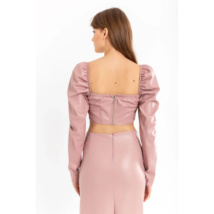 Deri Kumaş Straplez Kalp Yaka Fermuar Detaylı Kadın Crop-Pudra