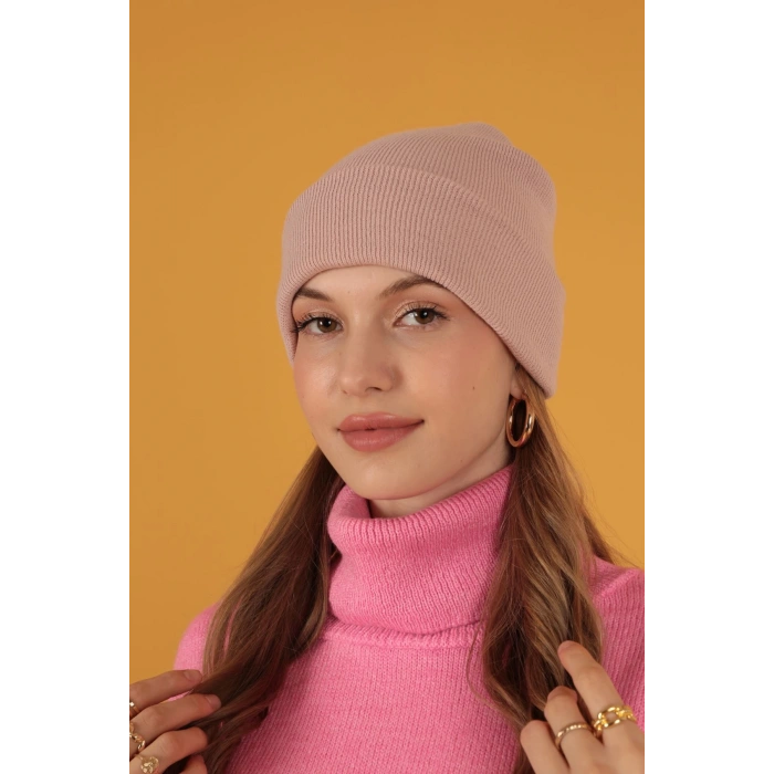 Düz Kadın Pudra Bere