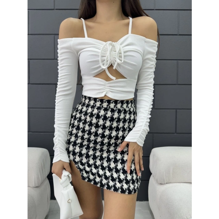 İp Askılı Büzgü Detaylı Fitilli Bluz