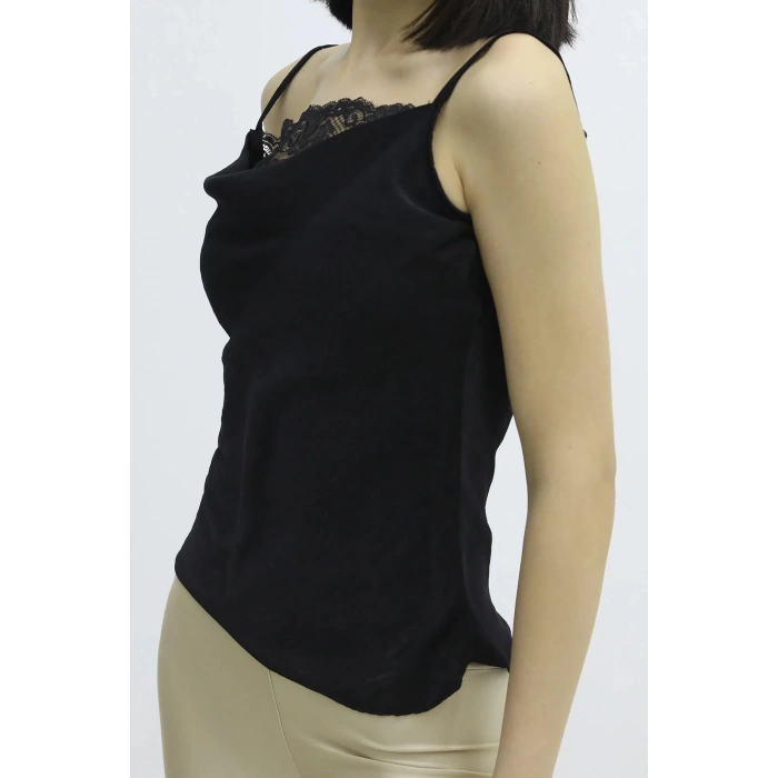 İp Askılı Dantel İşlemeli Bluz Siyah - P-019808