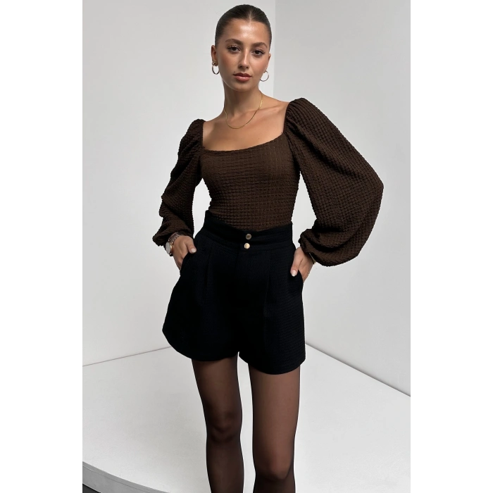 Kare Yaka Balon Kol Bluz