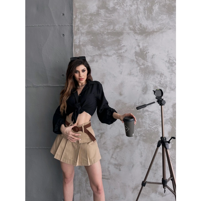 Kemerli Kapak Detaylı Gabardin Şort Etek