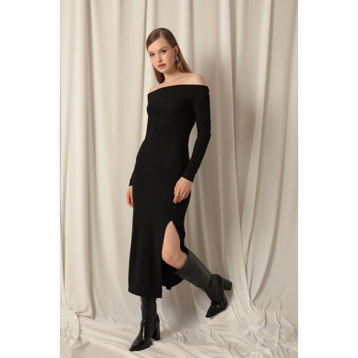 Ottoman Kumaş Madonna Yaka Kadın Siyah Bluz