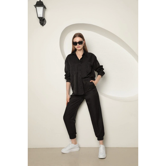 Parlak Kumaş Kadın Takım-Siyah