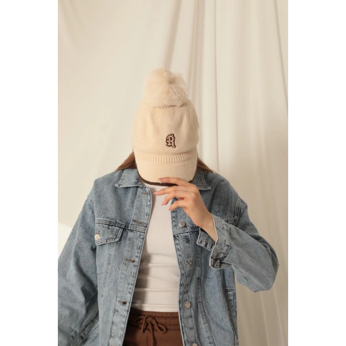 Ponponlu Nakışlı Kadın Bej Kep