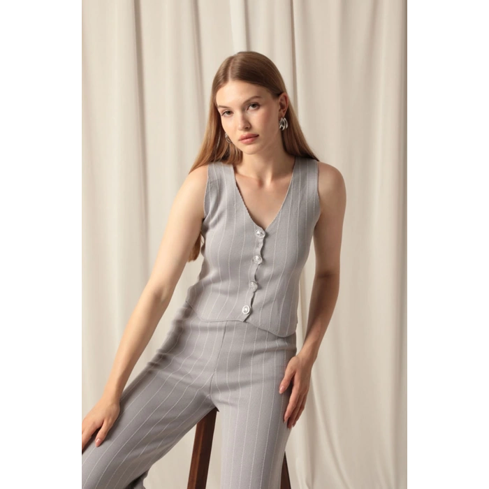 Triko Kumaş Yelekli Gri Kadın Takım