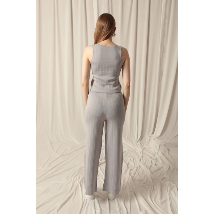 Triko Kumaş Yelekli Gri Kadın Takım